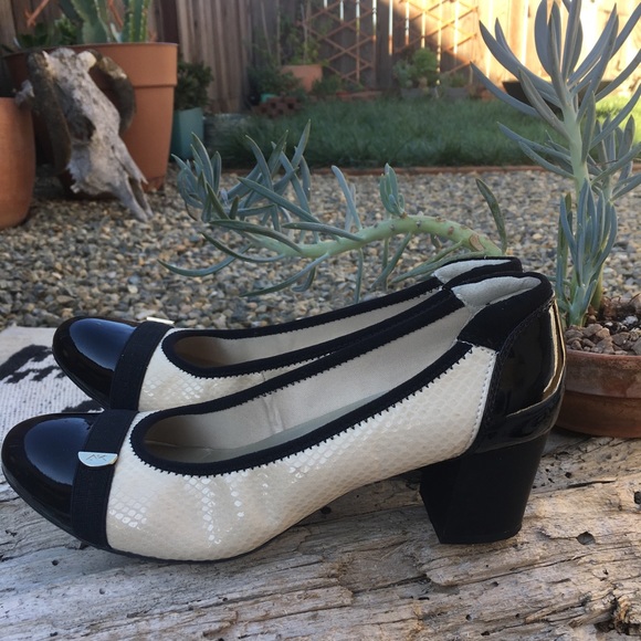 anne klein gerwyn pump